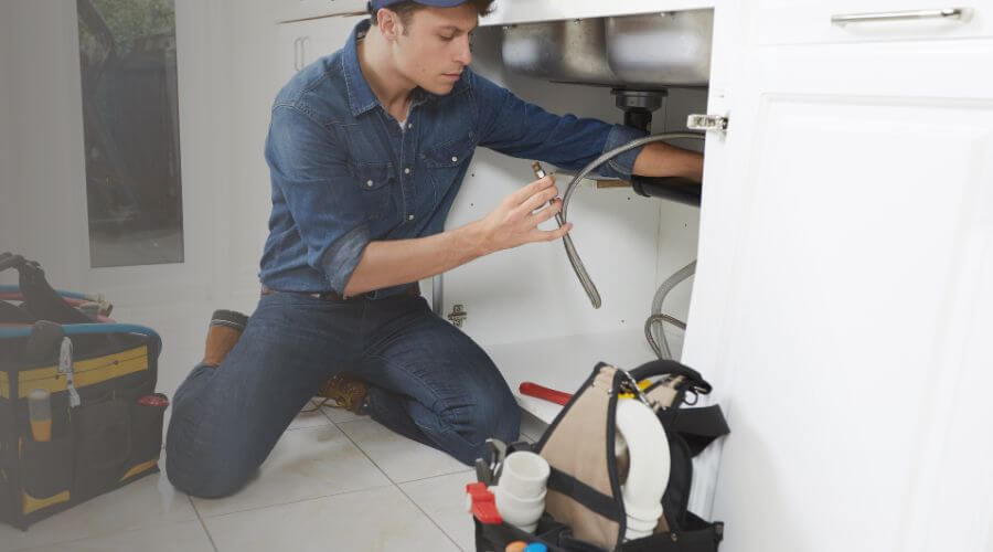 Expert burst pipe repair services in Palm Springs, CA
